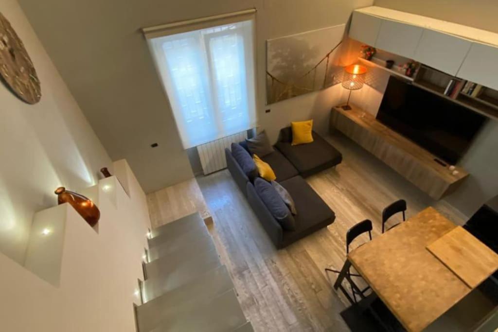 Caffa Apartment Rom